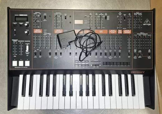 Behringer - ODYSSEY-BEH